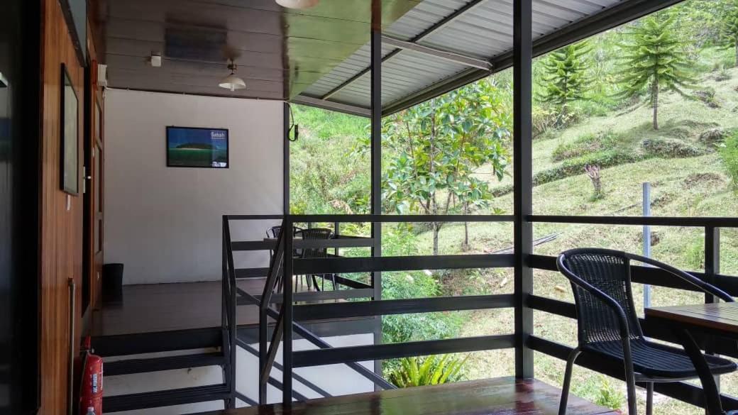 Ayana Holiday Resort Kampong Kundassan Dış mekan fotoğraf