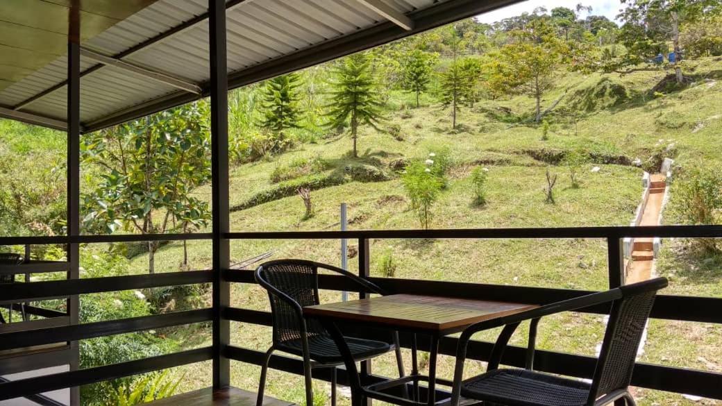 Ayana Holiday Resort Kampong Kundassan Dış mekan fotoğraf