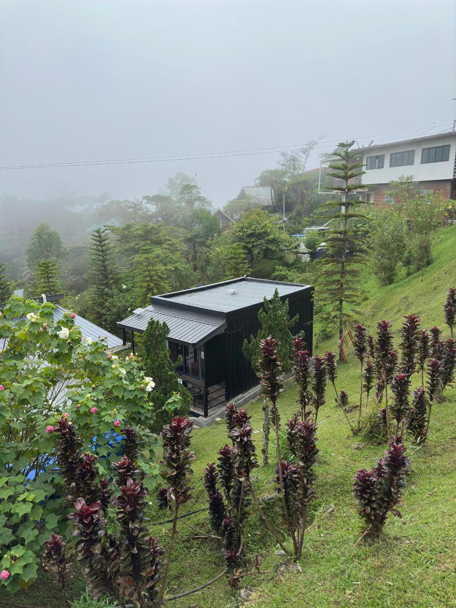 Ayana Holiday Resort Kampong Kundassan Oda fotoğraf